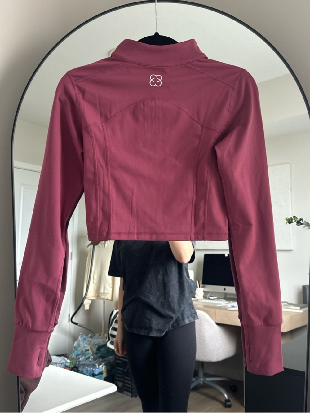 SASKI Collection Cropped Zip Jacket - Picture 2 of 4